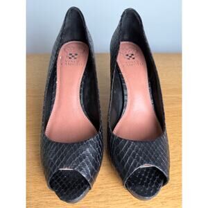 NEW Vince Camuto Leather Snakeskin Women's 8.5 Peep Toe Mobwife Stilettos